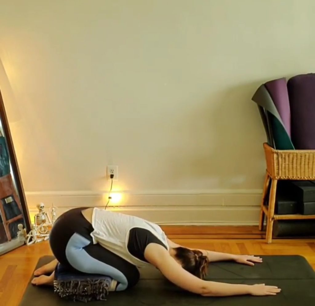 Balasana (child’s pose) Modifications – LaLaLaMarsh